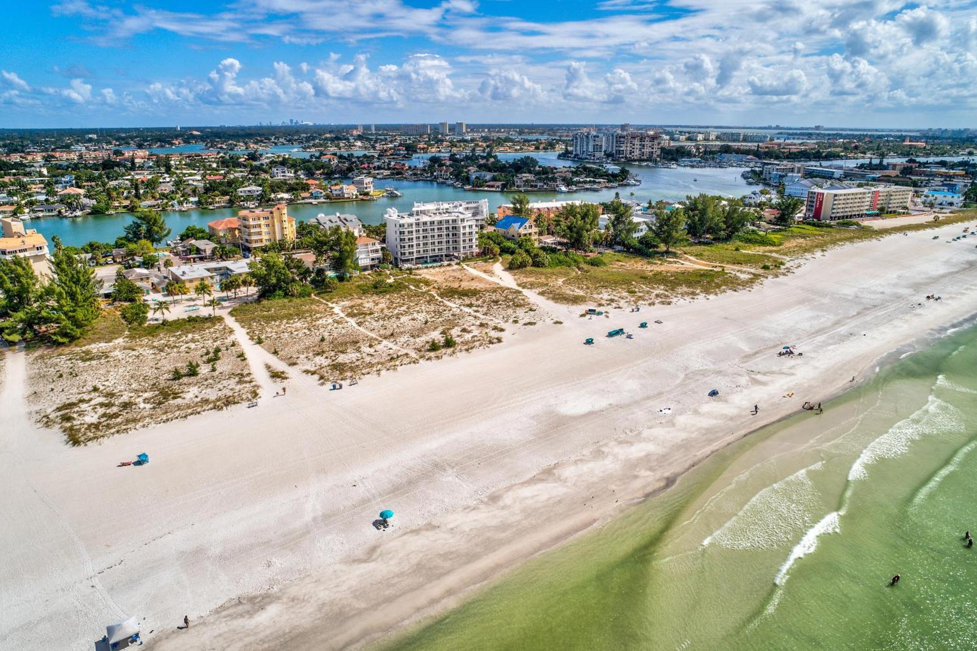 Oceana 305 East St. Pete Beach Exterior foto